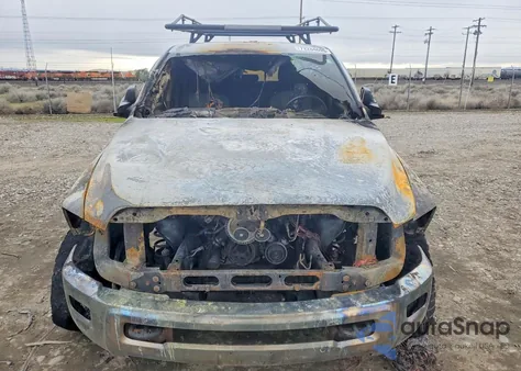 2011 Dodge Ram 2500 z USA, uszkodzony, nr VIN 3D7TT2CT7BG562438